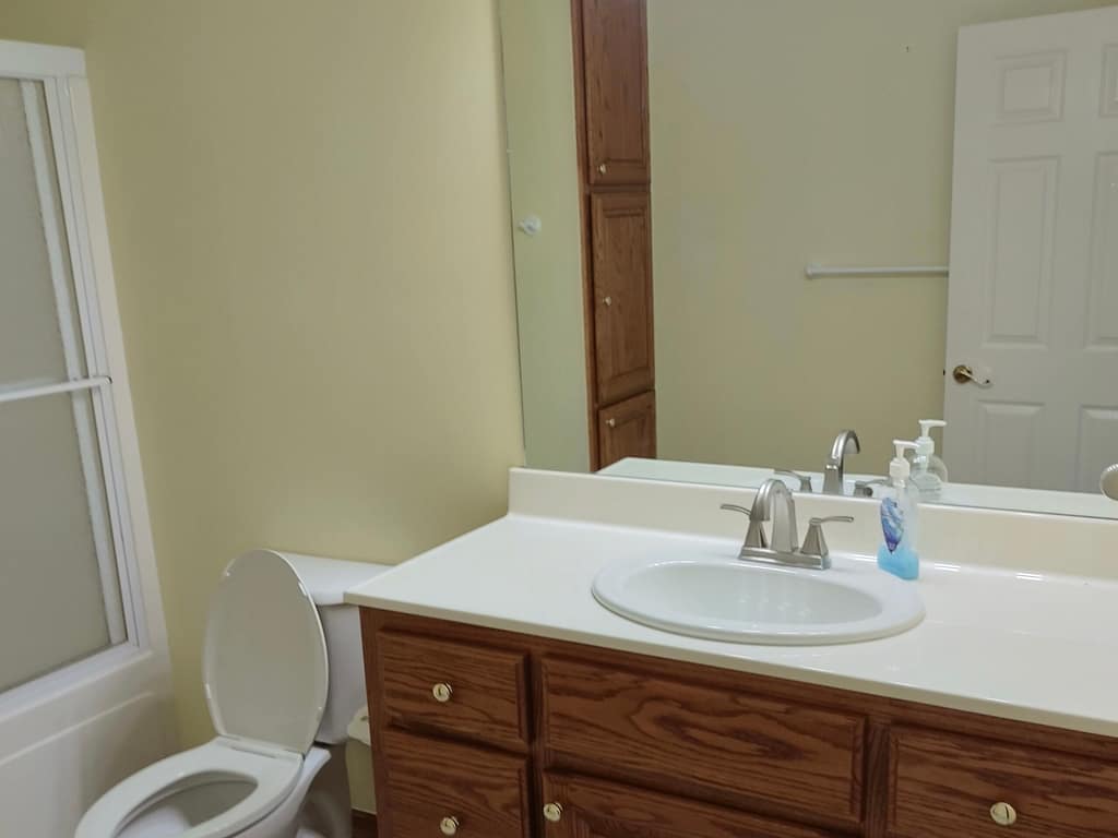 Bathroom before remodel